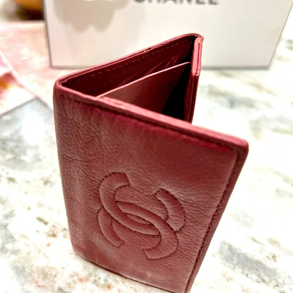 CHANEL authentic caviar